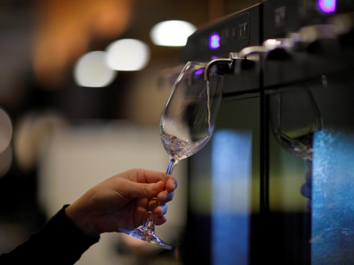 The Hotel Sanraku Kanazawa 21Th December 2022 Open Ngoại thất bức ảnh A wine dispenser